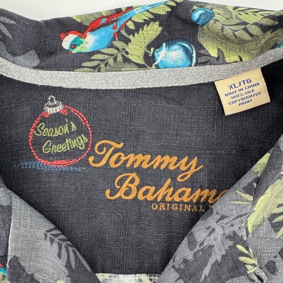 Tommy Bahama Shirt Mens XL Charcoal Silk Christmas Parrot Ornament Holiday 8299 - Picture 4 of 7